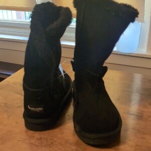 Koolaburra Black Winter  Boots Suede Fuzzy Lining